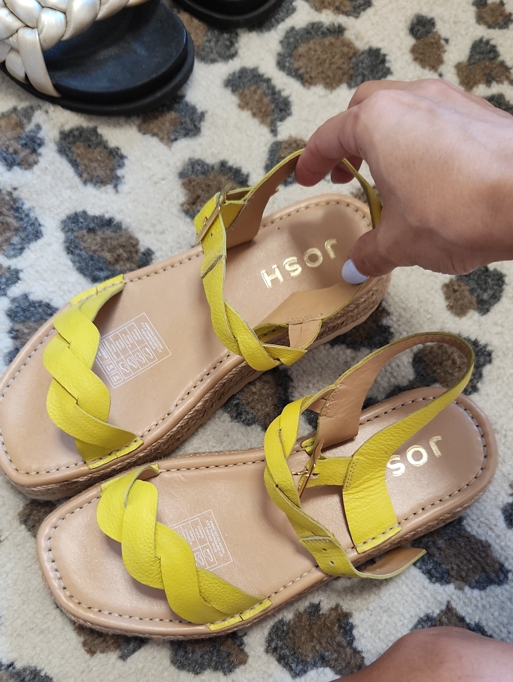 Yellow Braided Strap Women’s Sandals Sz 6